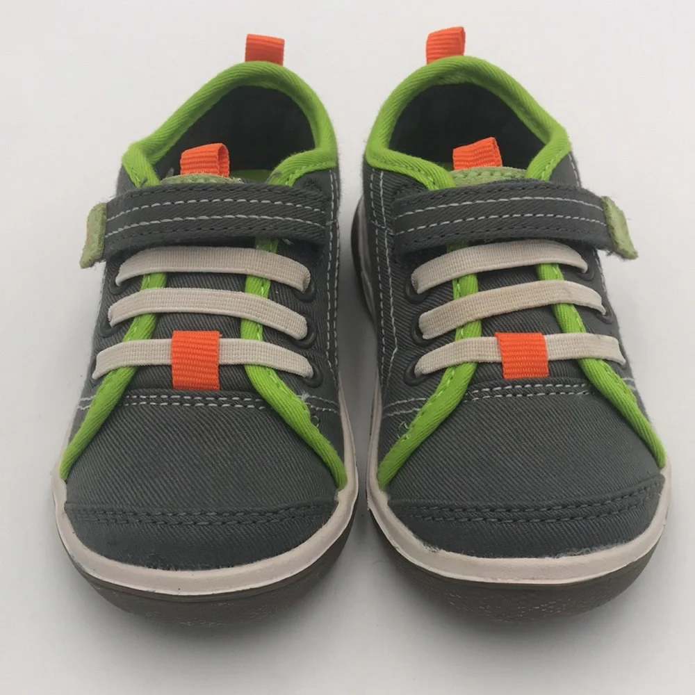 Stride Rite Dakota Sneakers (toddler size 6)